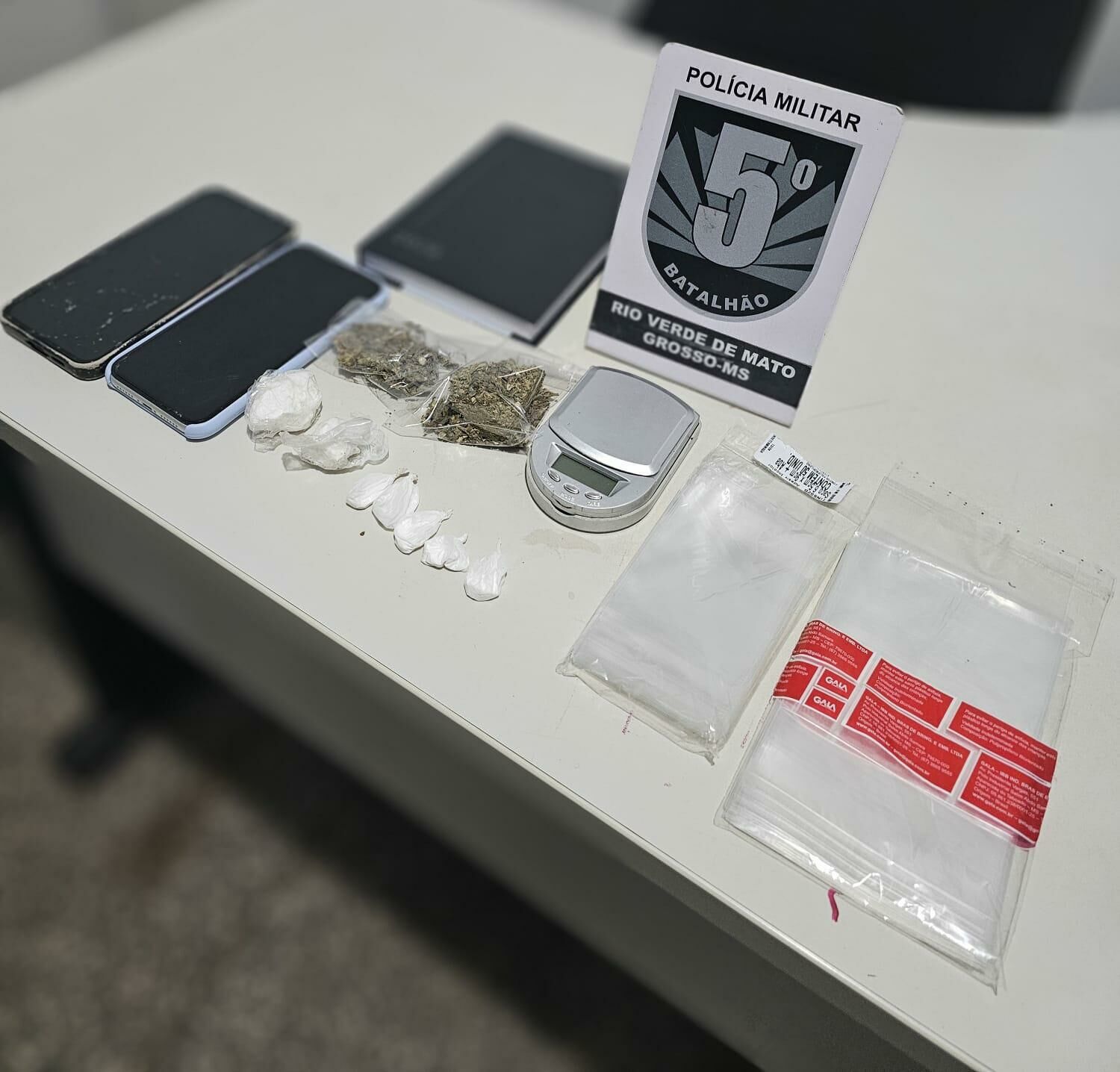 Imagem de compartilhamento para o artigo Mulher é presa por tráfico ao vender droga a adolescente em Rio Verde da MS Todo dia